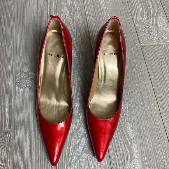💚 St. John Red & Gold Pointed Pump Heels 6M - Picture 5 of 12
